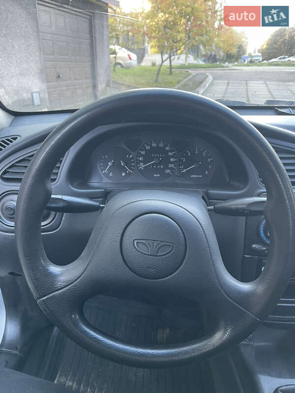 Седан Daewoo Lanos 2002 в Львові фото 14 Седан Daewoo Lanos 2002 в Львові