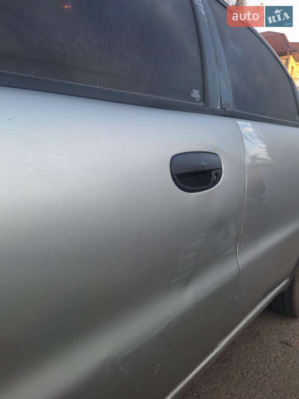 Седан Daewoo Lanos 2008 в Днепре