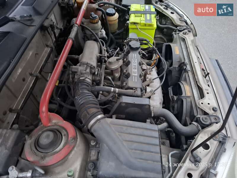 Седан Daewoo Lanos 2008 в Києві