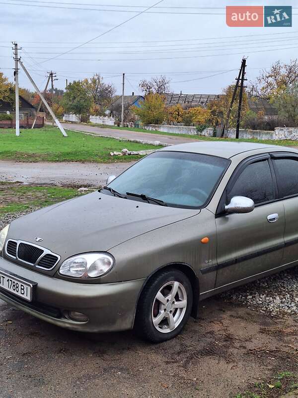 Седан Daewoo Lanos 2002 в Высокополье