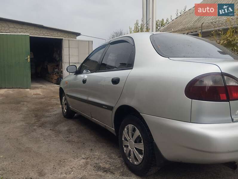 Седан Daewoo Lanos 2008 в Охтирці