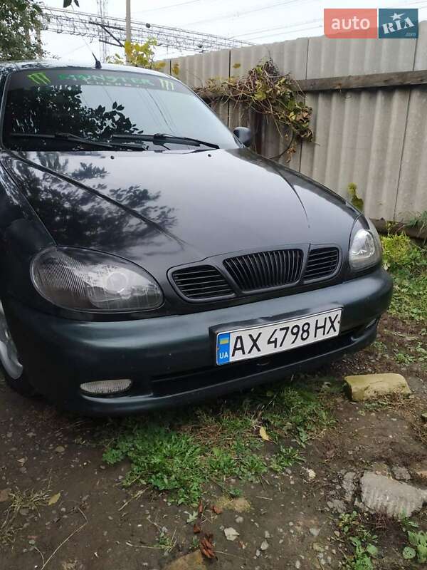 Седан Daewoo Lanos 2003 в Люботині