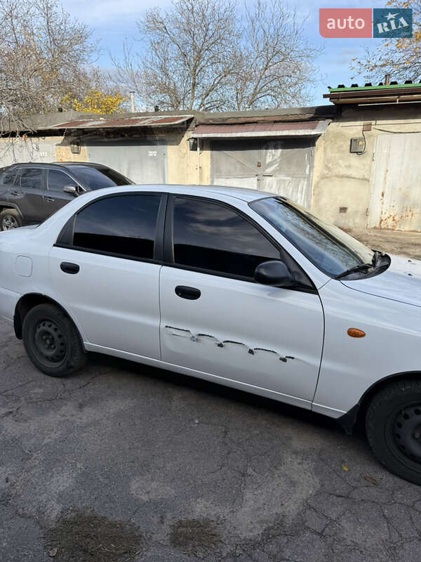 Седан Daewoo Lanos 2006 в Днепре