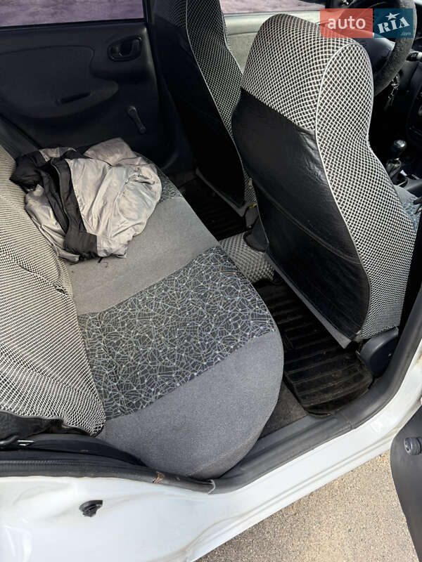 Седан Daewoo Lanos 2006 в Днепре