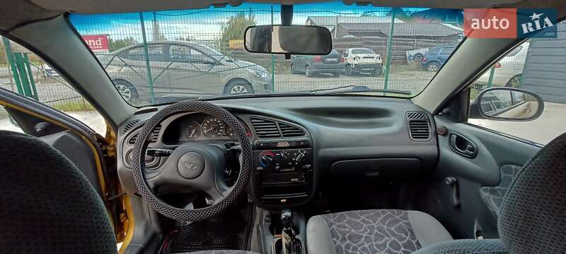 Седан Daewoo Lanos 2002 в Києві