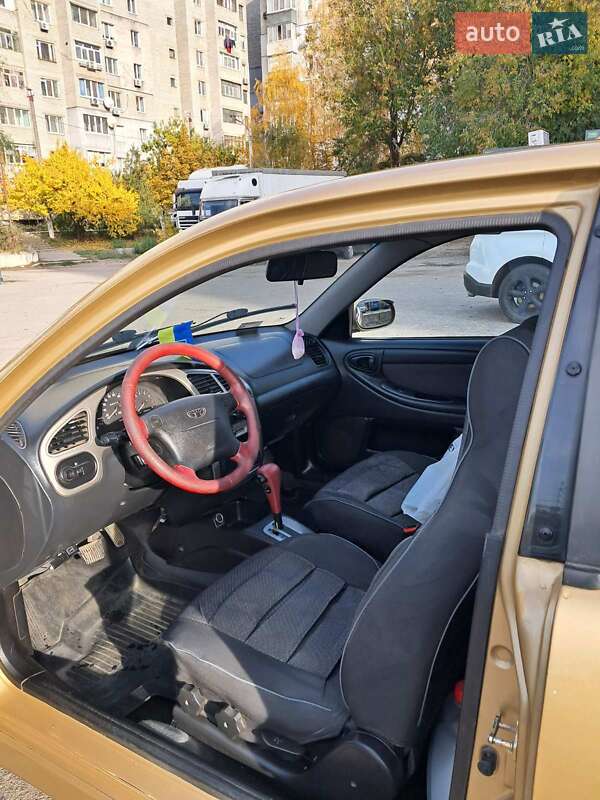 Хетчбек Daewoo Lanos 2003 в Дніпрі фото 3 Хетчбек Daewoo Lanos 2003 в Дніпрі