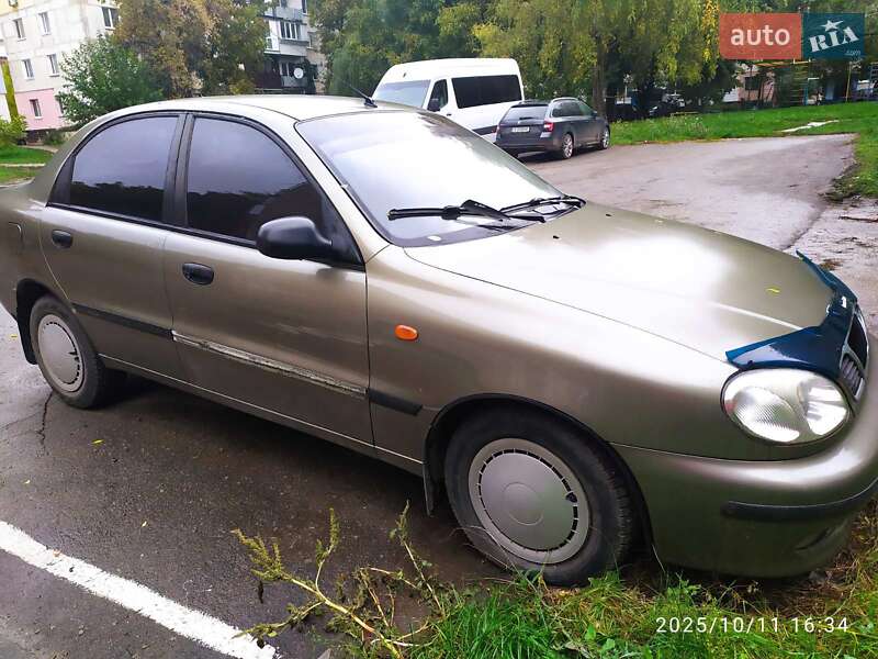 Седан Daewoo Lanos 2004 в Умані