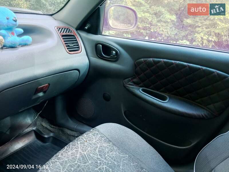 Седан Daewoo Lanos 2006 в Житомире