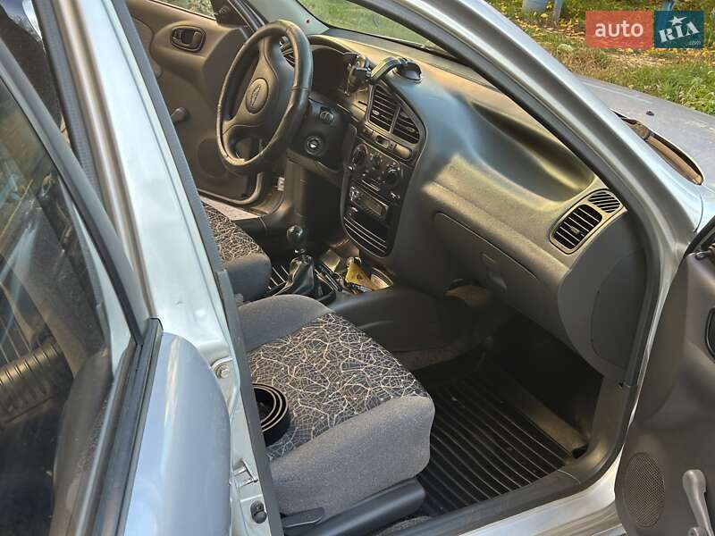 Седан Daewoo Lanos 2008 в Умани