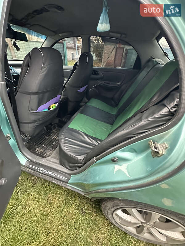 Седан Daewoo Lanos 1998 в Днепре