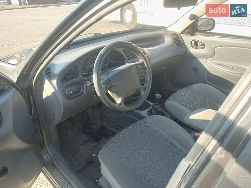 Седан Daewoo Lanos 2008 в Запоріжжі