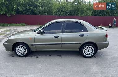 Седан Daewoo Lanos 2003 в Львові