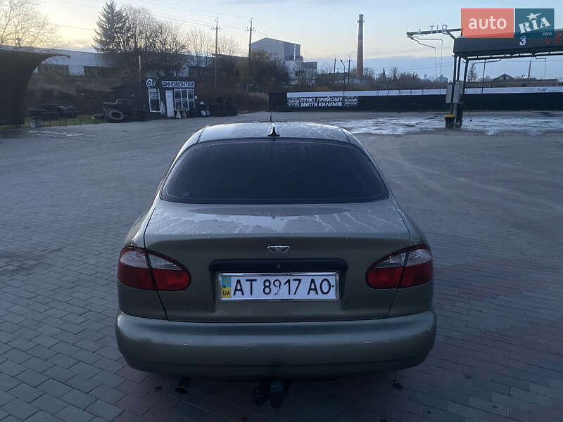 Седан Daewoo Lanos 2004 в Городенці