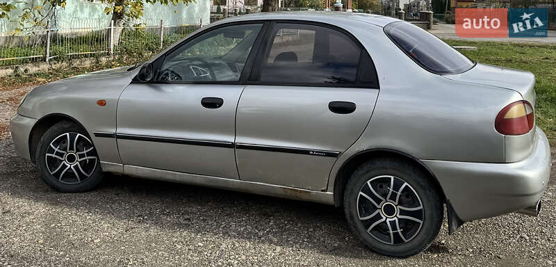 Седан Daewoo Lanos 2004 в Виноградове