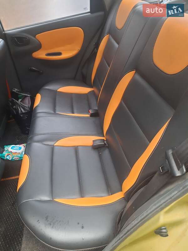 Седан Daewoo Lanos 2005 в Одессе