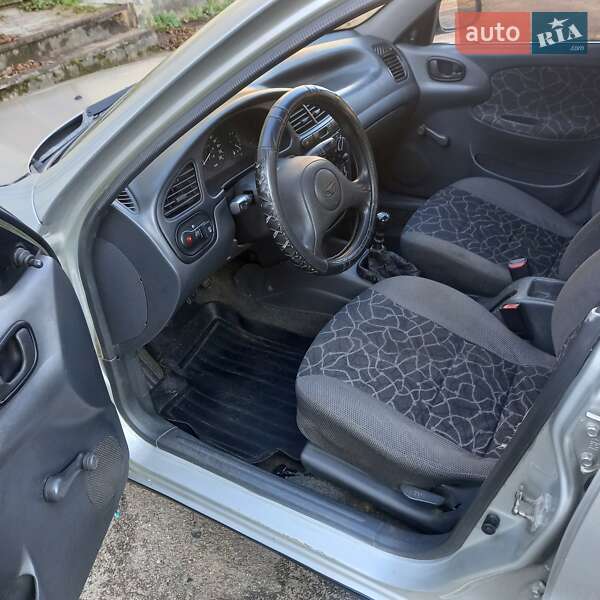 Седан Daewoo Lanos 2003 в Львові фото 9 Седан Daewoo Lanos 2003 в Львові