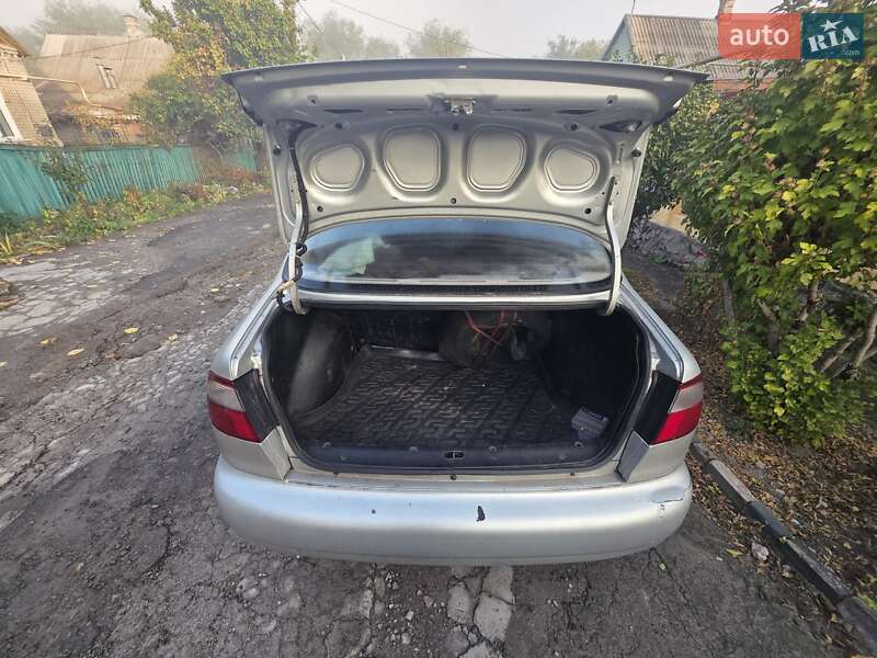 Седан Daewoo Lanos 2003 в Запорожье фото 3 Седан Daewoo Lanos 2003 в Запорожье