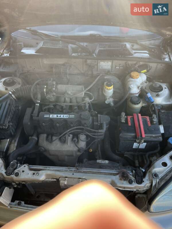 Седан Daewoo Lanos 2004 в Любарі