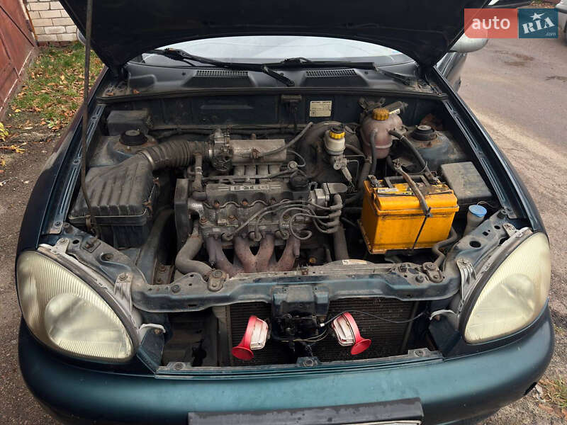 Седан Daewoo Lanos 2002 в Чернігові