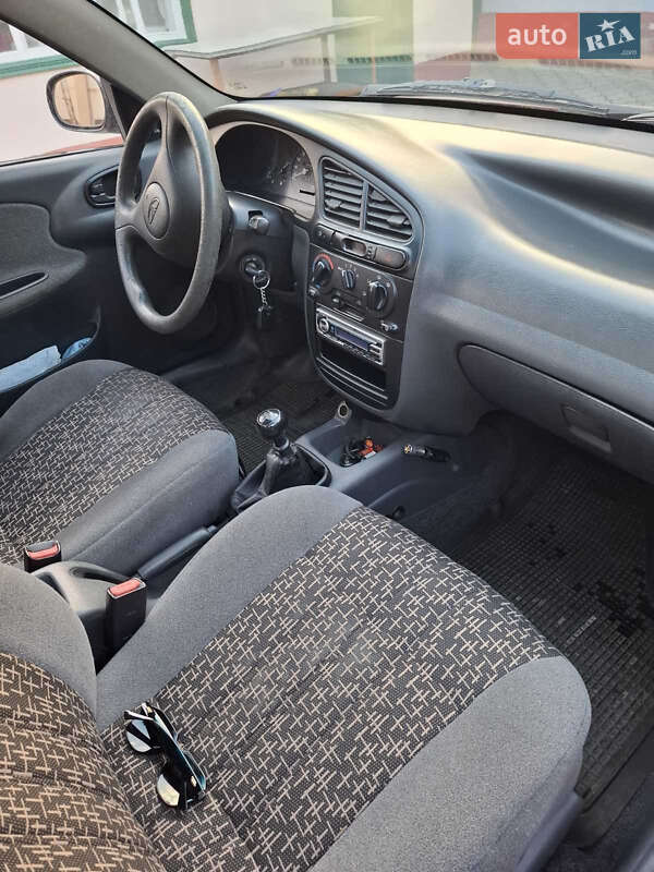 Седан Daewoo Lanos 2004 в Дніпрі фото 5 Седан Daewoo Lanos 2004 в Дніпрі