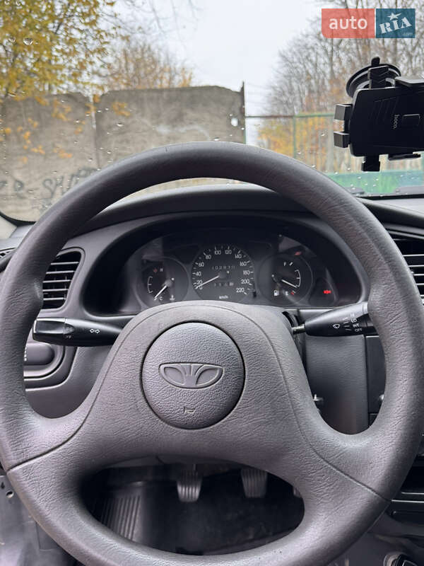 Седан Daewoo Lanos 2003 в Павлограде