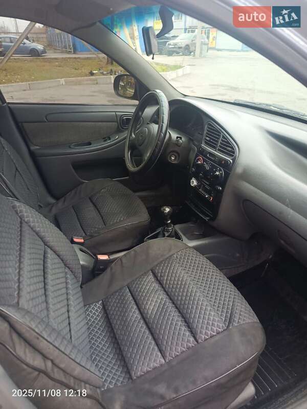 Седан Daewoo Lanos 2010 в Запоріжжі