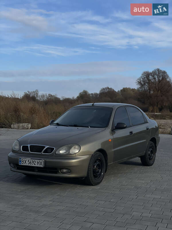 Седан Daewoo Lanos 2003 в Хмельницькому