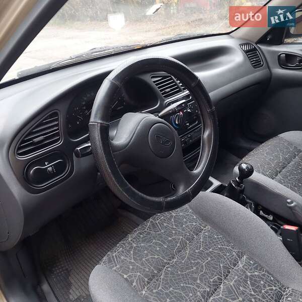 Седан Daewoo Lanos 2008 в Луцке