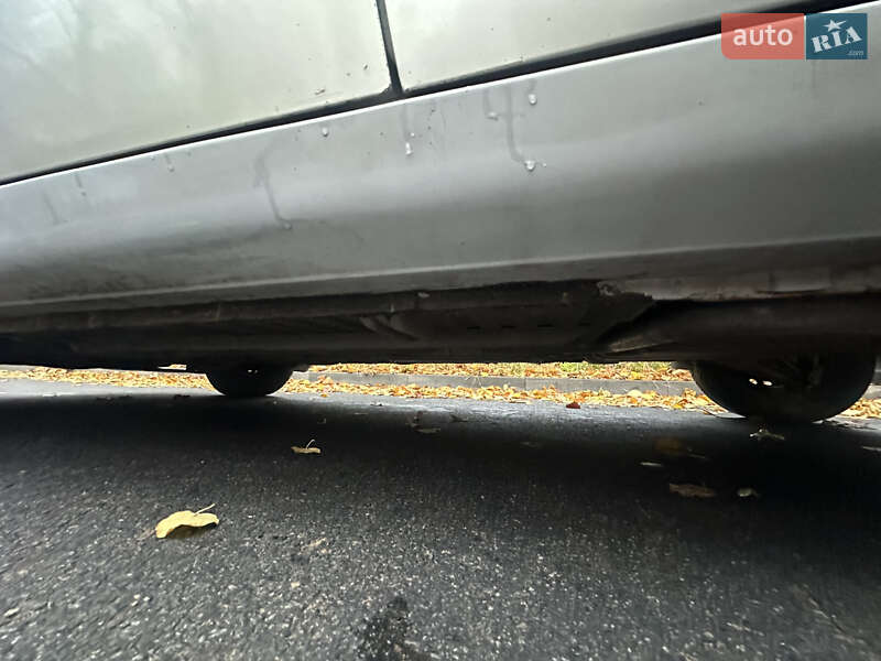 Хетчбек Daewoo Lanos 2003 в Дніпрі фото 6 Хетчбек Daewoo Lanos 2003 в Дніпрі