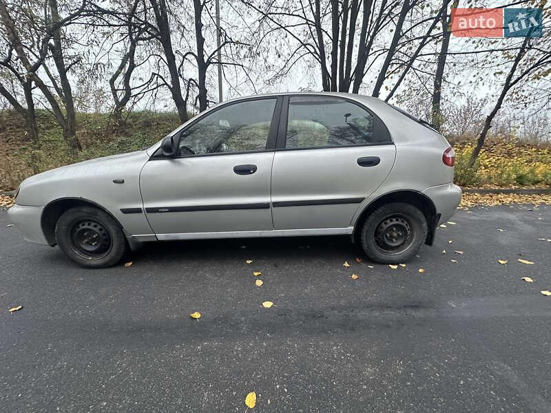 Хэтчбек Daewoo Lanos 2003 в Днепре