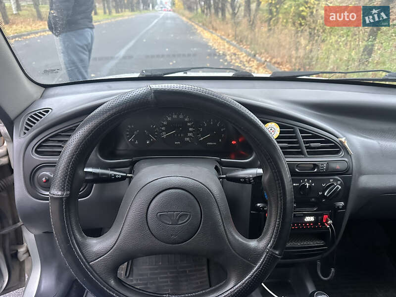 Хэтчбек Daewoo Lanos 2003 в Днепре