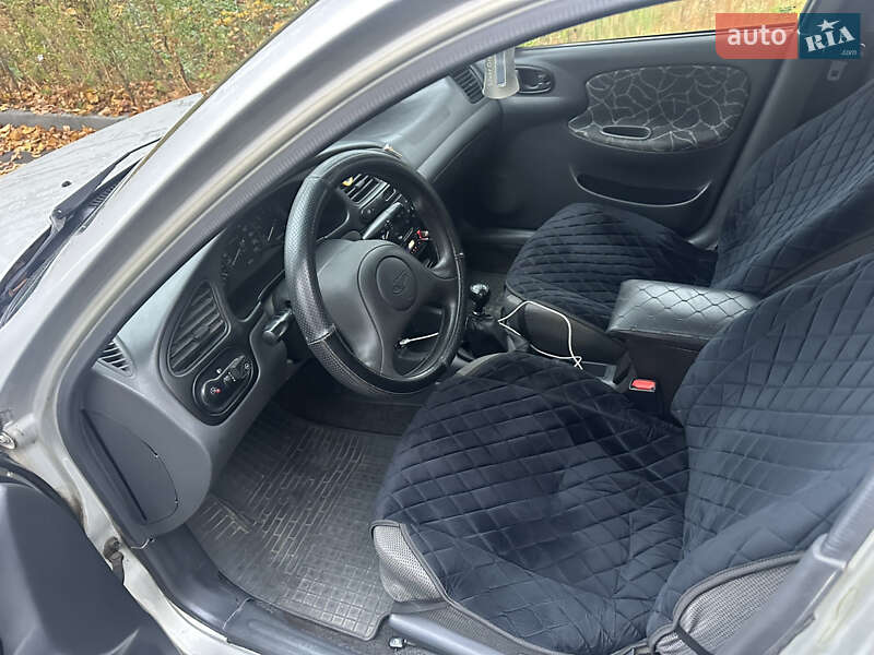 Хэтчбек Daewoo Lanos 2003 в Днепре
