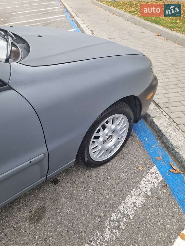 Седан Daewoo Lanos 2003 в Днепре