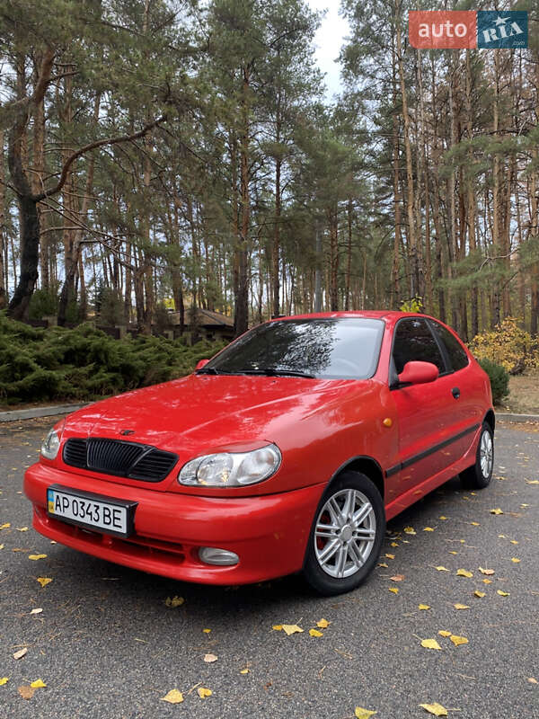 Хетчбек Daewoo Lanos 2003 в Новомосковську