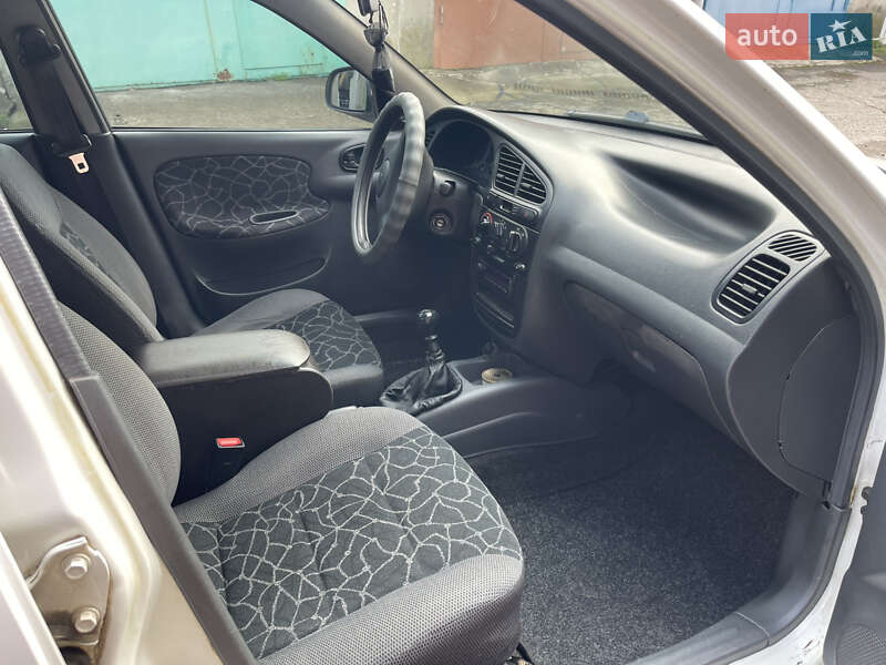Седан Daewoo Lanos 2004 в Николаеве фото 11 Седан Daewoo Lanos 2004 в Николаеве