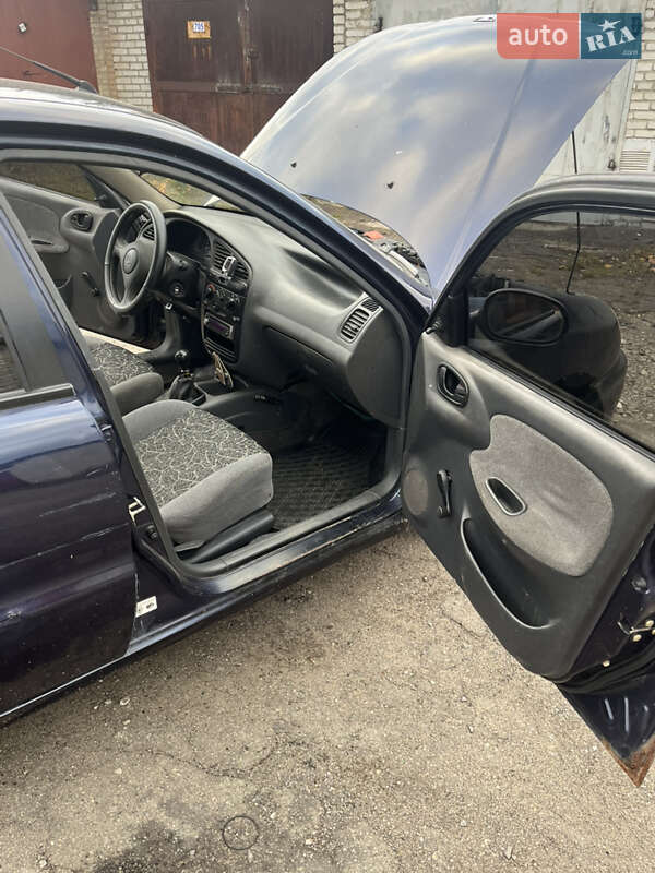 Седан Daewoo Lanos 2006 в Львові