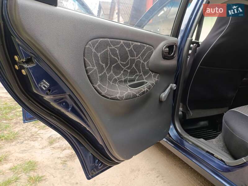 Седан Daewoo Lanos 2004 в Житомире фото 29 Седан Daewoo Lanos 2004 в Житомире