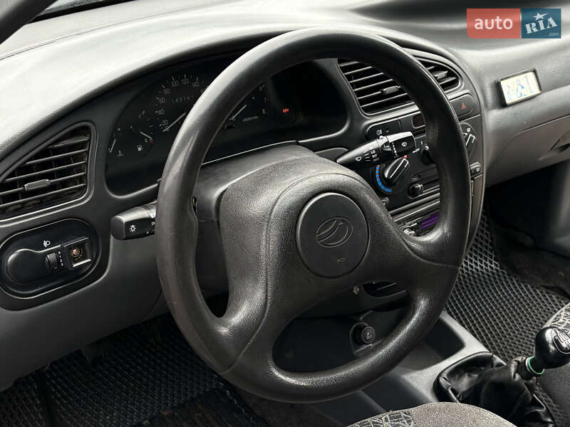 Седан Daewoo Lanos 2009 в Харкові