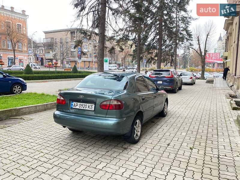 Седан Daewoo Lanos 1998 в Запорожье