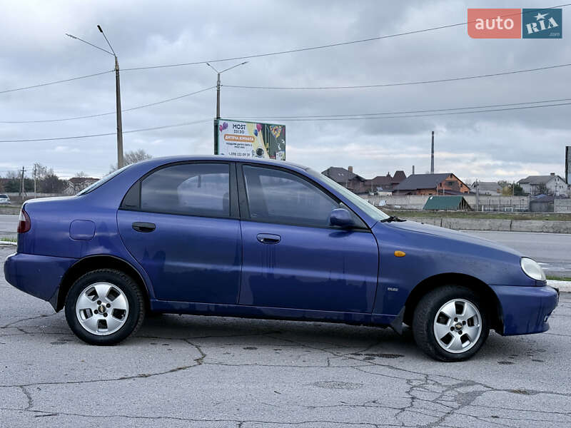 Седан Daewoo Lanos 1999 в Кам'янському