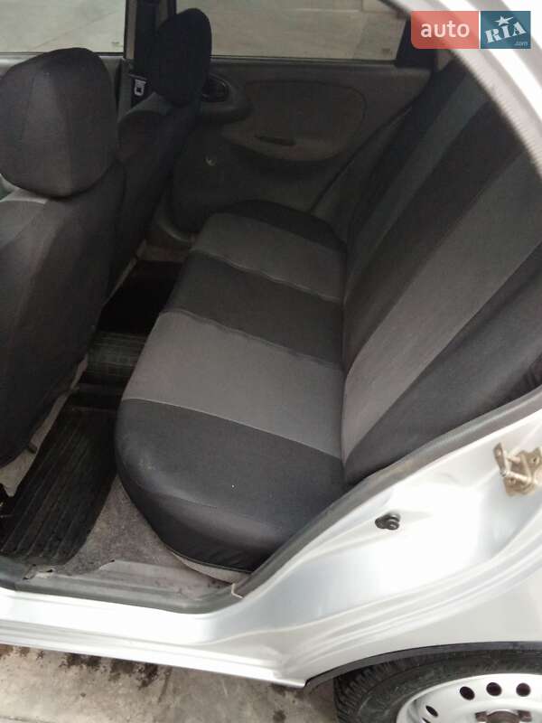 Седан Daewoo Lanos 2005 в Днепре фото 12 Седан Daewoo Lanos 2005 в Днепре