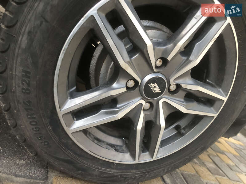 Седан Daewoo Lanos 2007 в Новомосковську