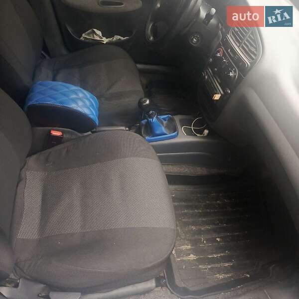 Седан Daewoo Lanos 2006 в Сумах