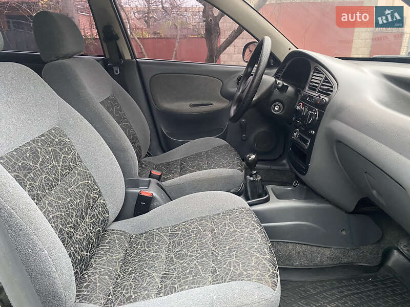 Седан Daewoo Lanos 2008 в Кривому Розі