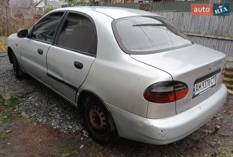Седан Daewoo Lanos 2004 в Житомирі