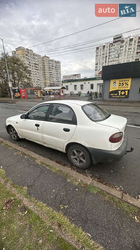Седан Daewoo Lanos 2003 в Києві