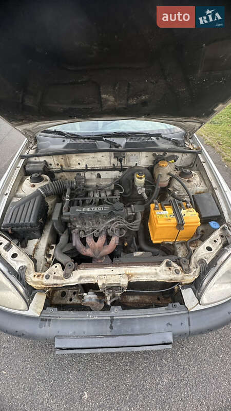 Седан Daewoo Lanos 2003 в Києві