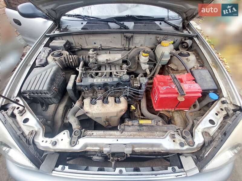 Седан Daewoo Lanos 2004 в Киеве фото 13 Седан Daewoo Lanos 2004 в Киеве