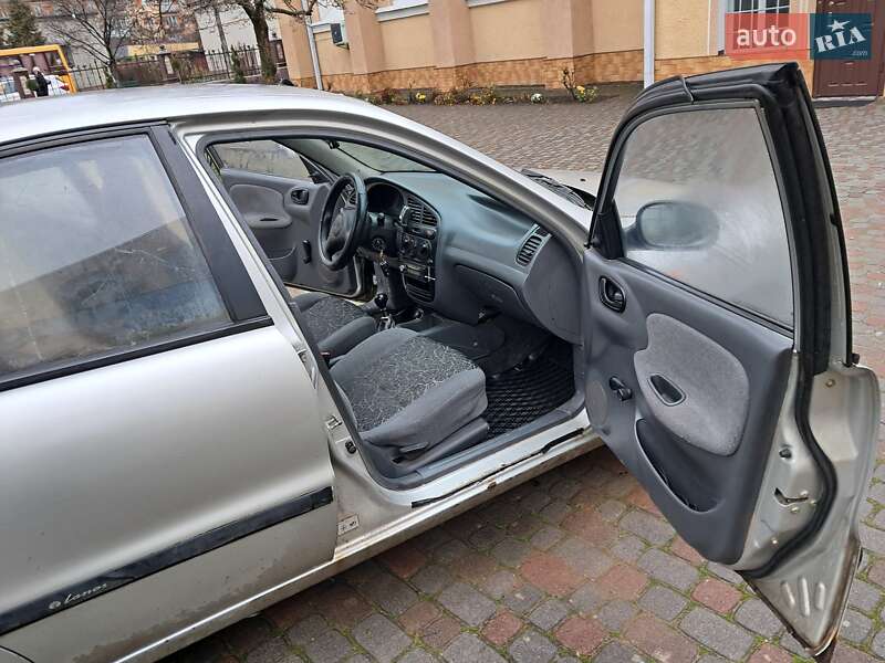 Седан Daewoo Lanos 2006 в Львове