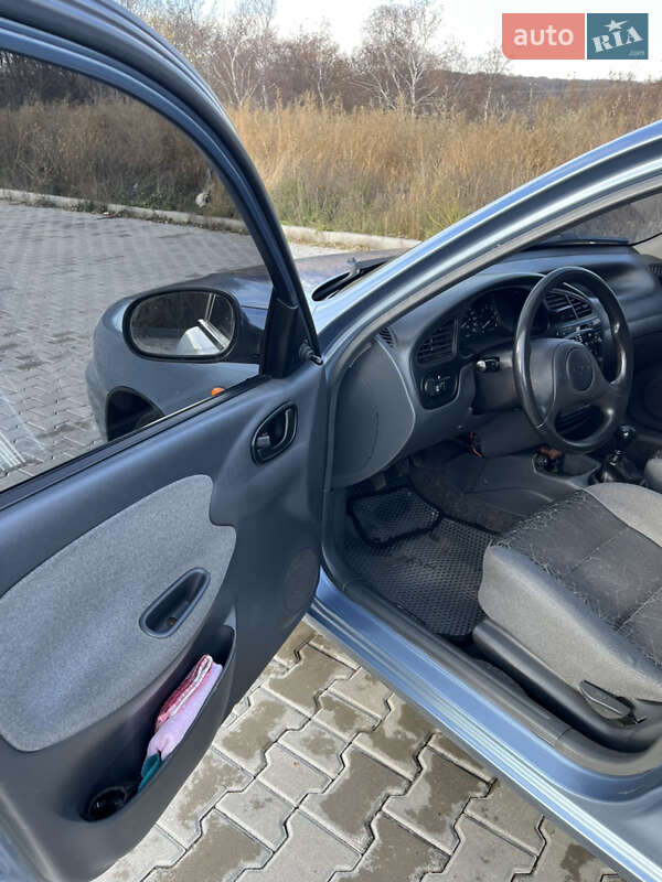 Седан Daewoo Lanos 2008 в Полтаві